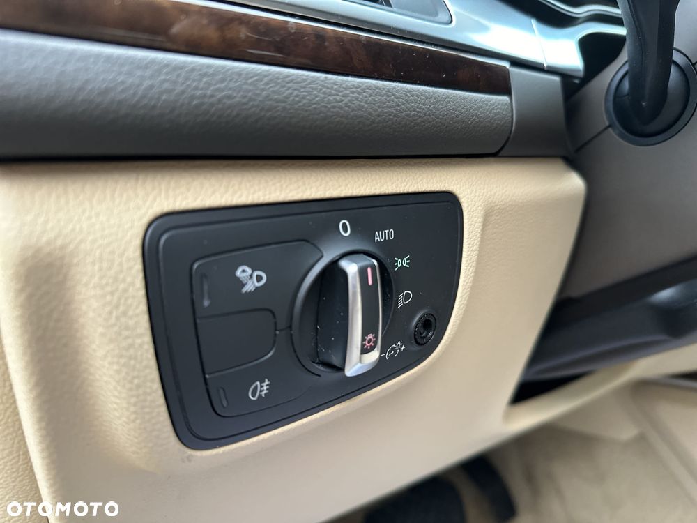 Audi A6 Avant 2.0 TDI DPF multitronic - 28