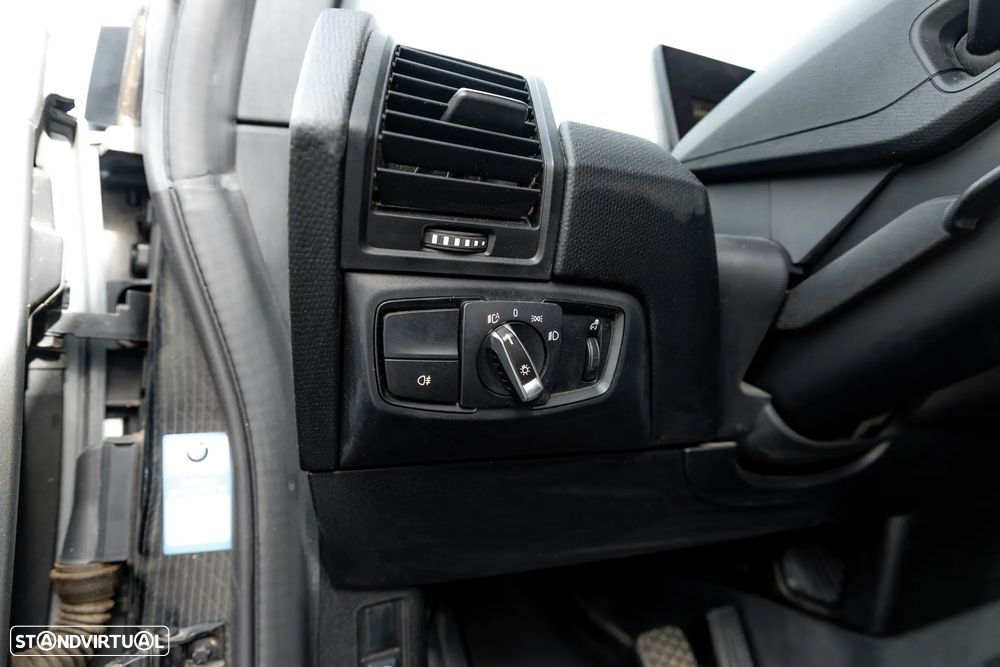 BMW i3 +Comfort Package Advance - 19