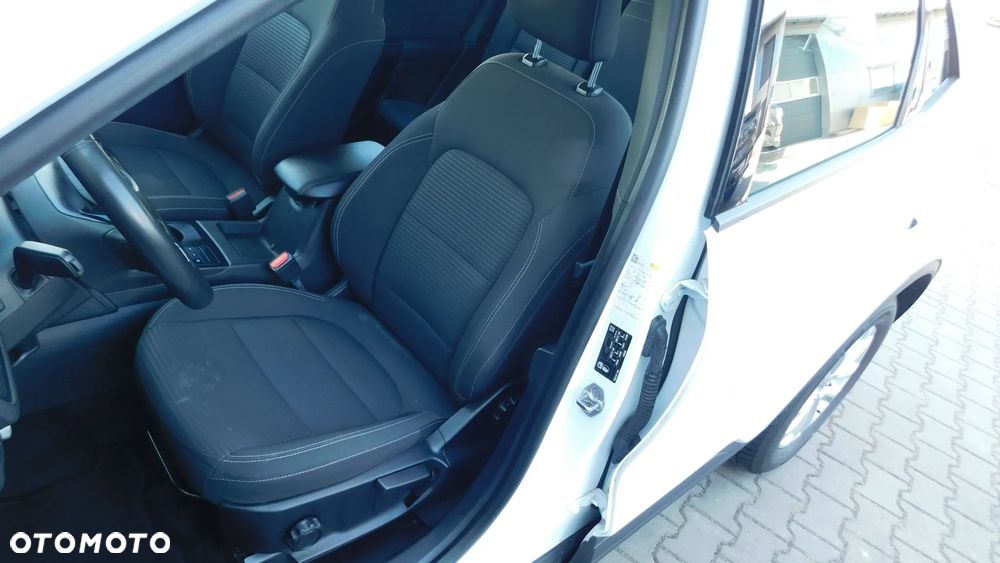 Ford Kuga 2.5 Duratec PHEV ST-LINE X - 17