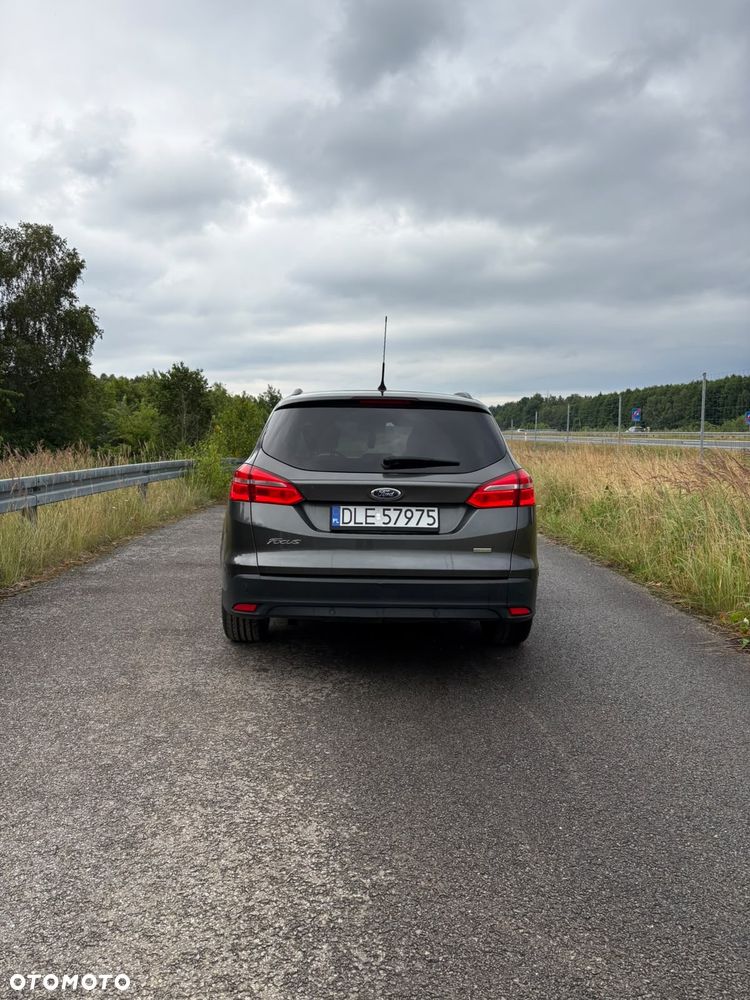 Ford Focus 1.0 EcoBoost SYNC Edition ASS - 4