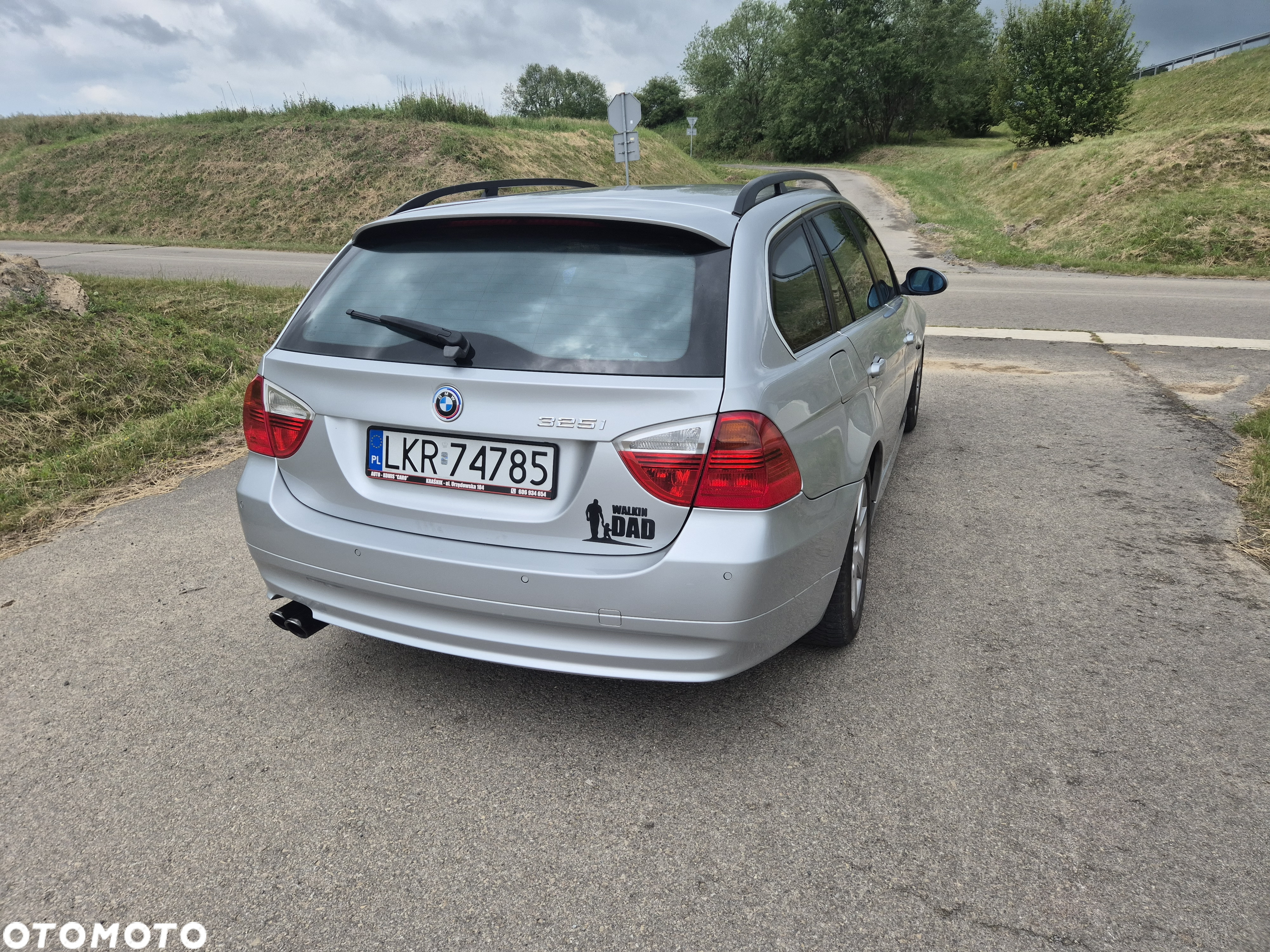 BMW Seria 3 325i Touring - 8
