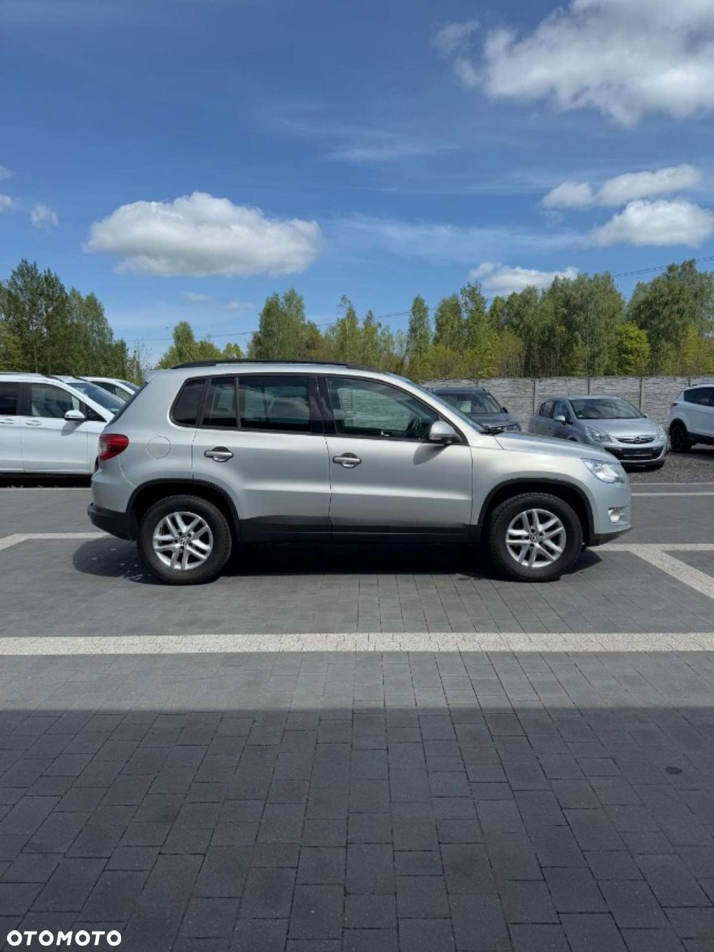 Volkswagen Tiguan - 5