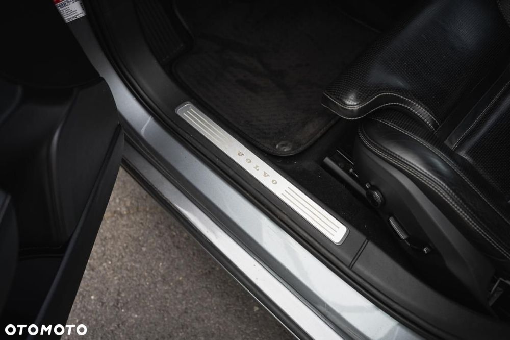Volvo S90 - 25