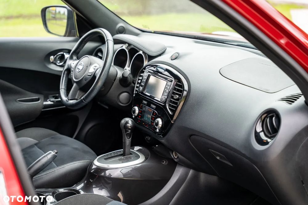 Nissan Juke 1.6 N-Connecta Xtronic EU6 - 11