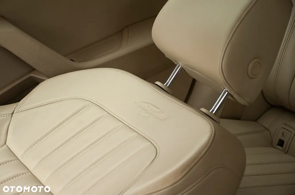 Skoda Superb 2.0 TDI DSG L&K - 15