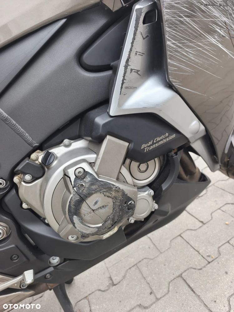 Honda VFR - 33