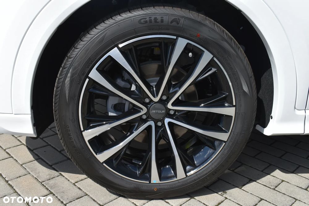 Jetour X70 Plus - 28