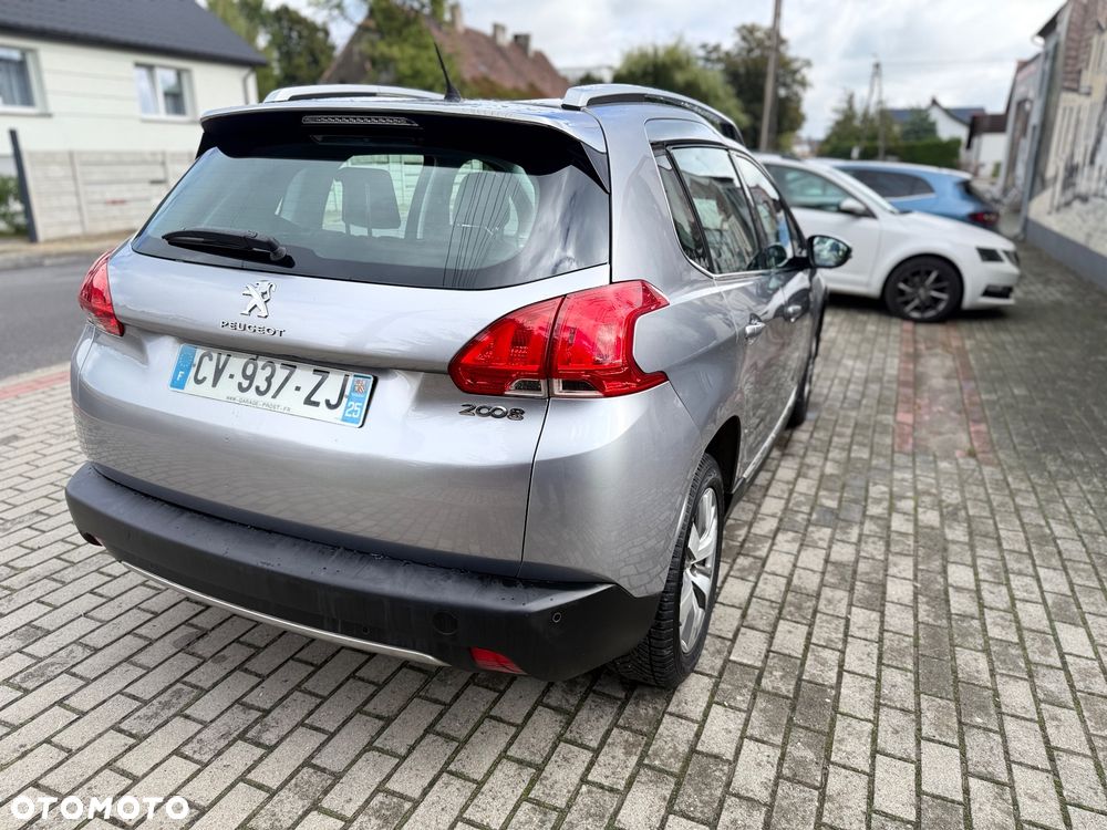 Peugeot 2008 e-HDi FAP 92 EGS6 STOP & START Allure - 4