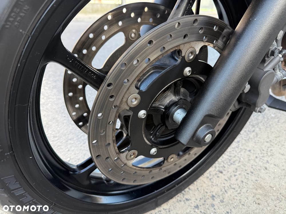 Yamaha XJ - 19
