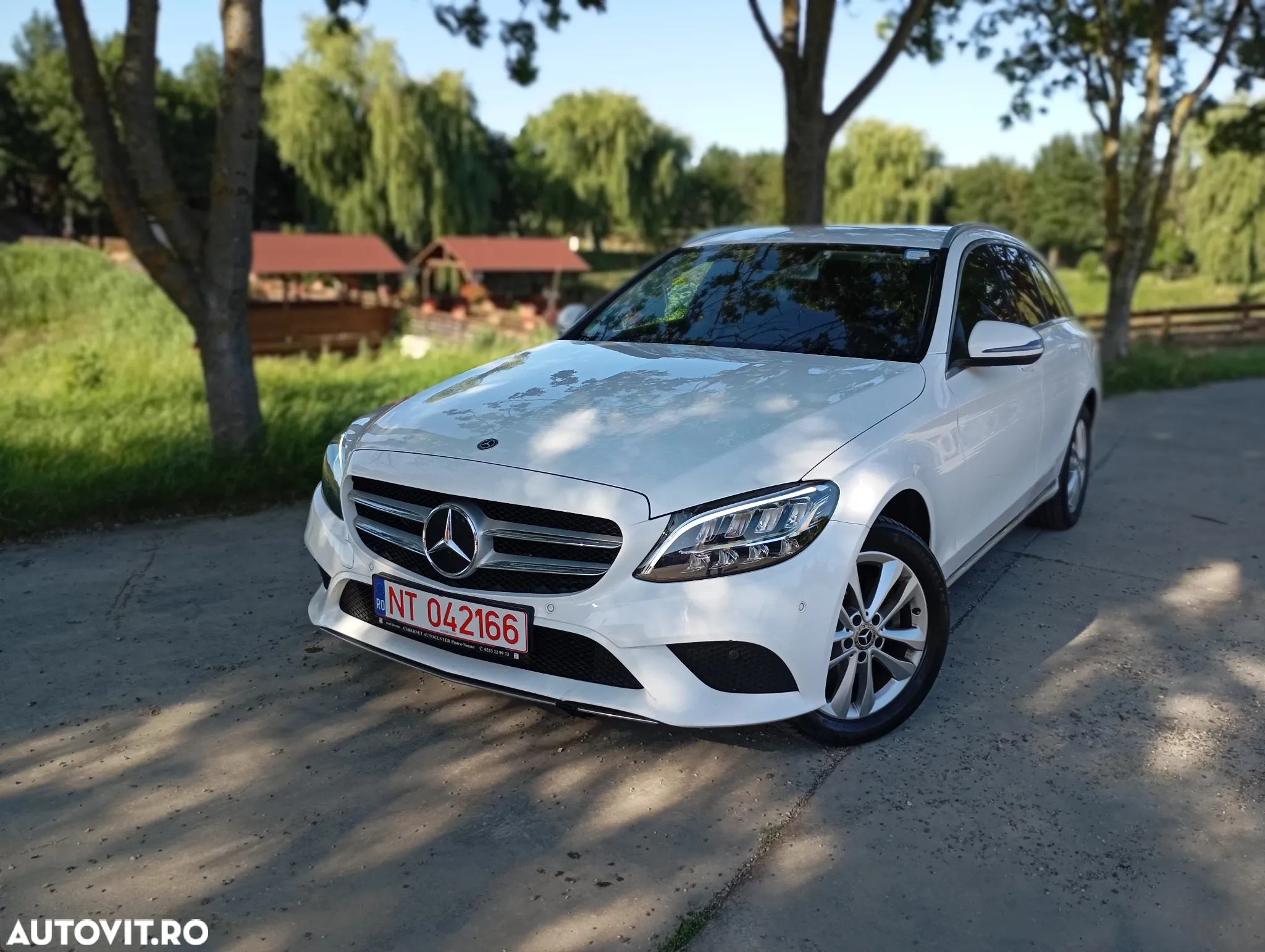 Mercedes-Benz C 220 d 4Matic T 9G-TRONIC Exclusive - 6