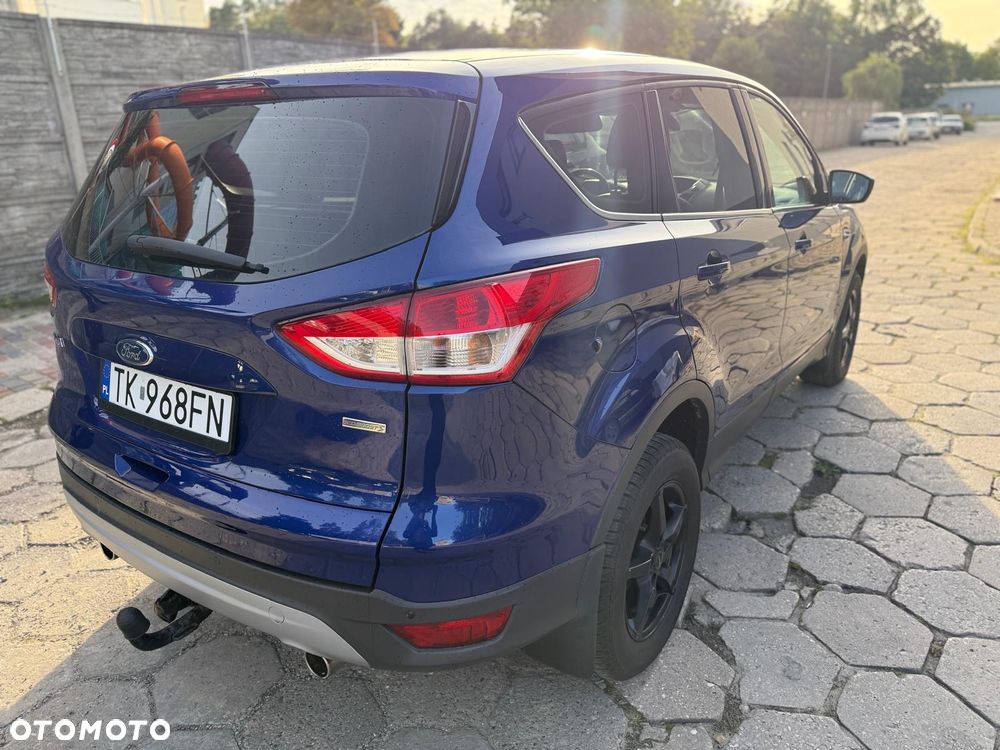 Ford Kuga 1.5 EcoBoost 2x4 Titanium - 3