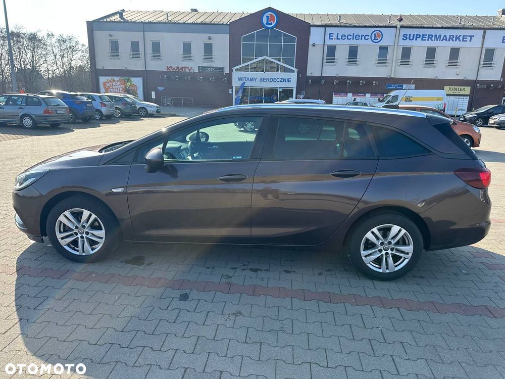Opel Astra 1.6 D (CDTI) Start/Stop Dynamic - 7