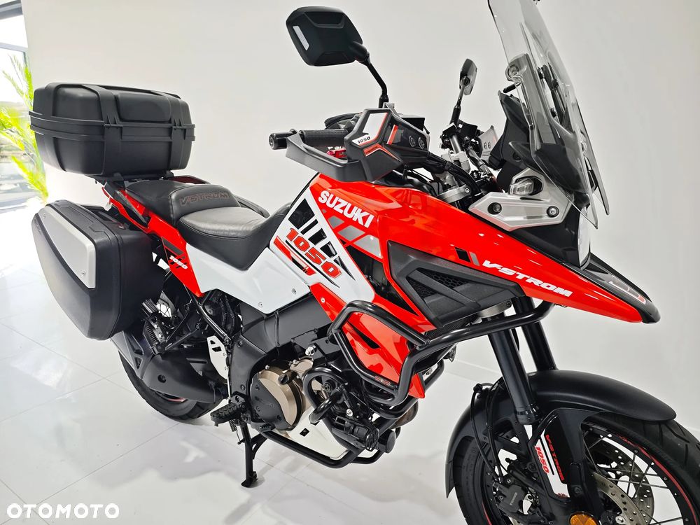 Suzuki V-STROM - 7