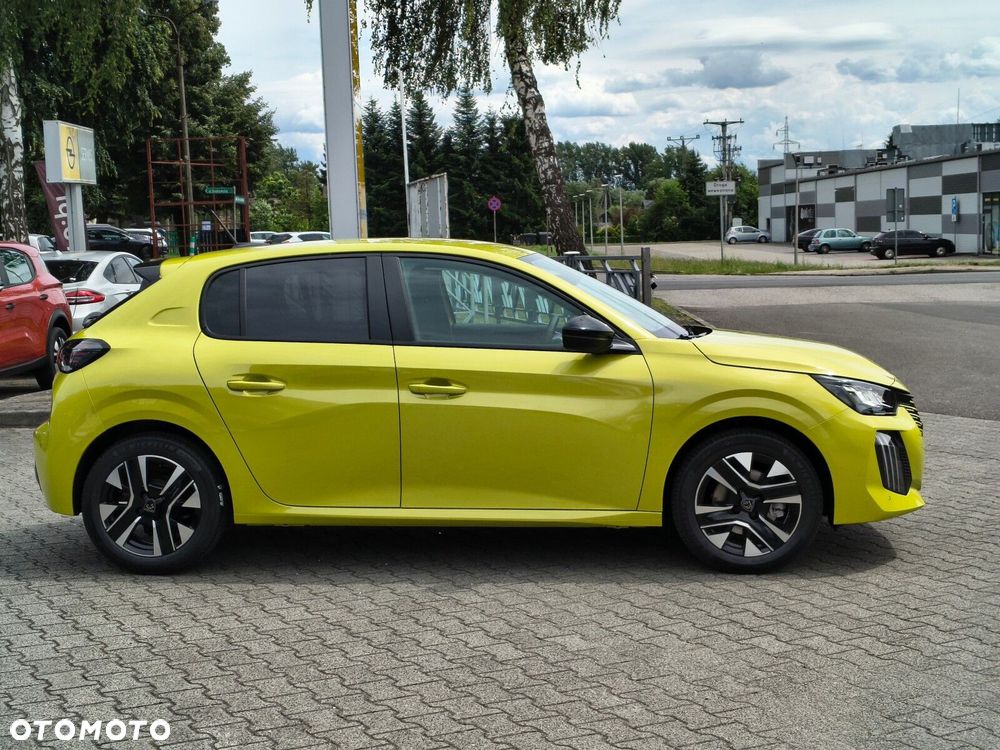 Peugeot 208 - 10