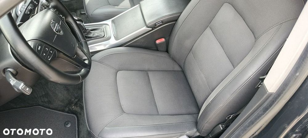 Volvo V70 D3 Momentum - 7