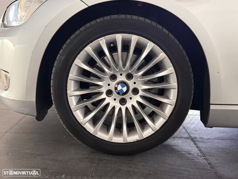 BMW 320 d Cabrio Intense - 16