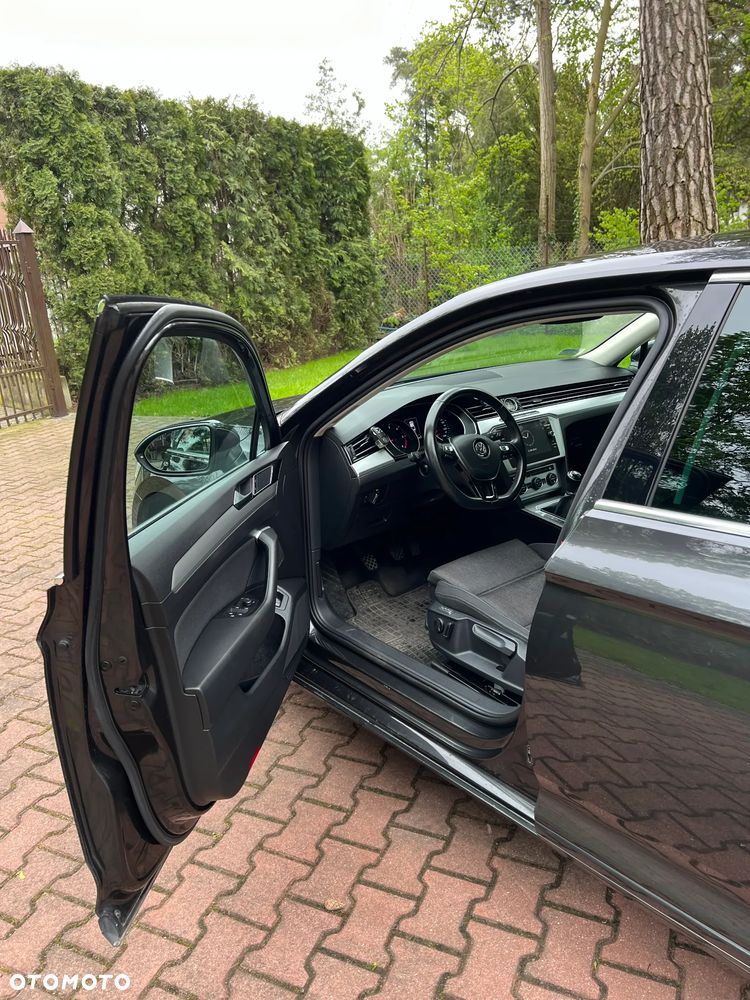 Volkswagen Passat 2.0 TDI BMT Comfortline - 15