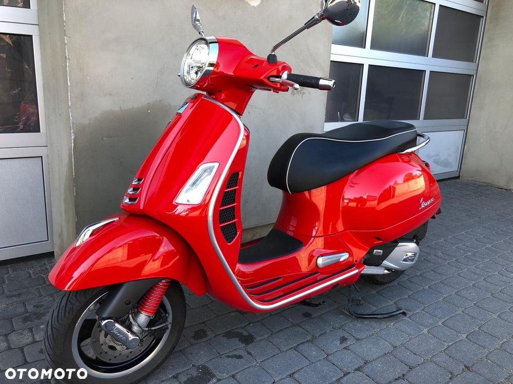 Vespa GTS - 19