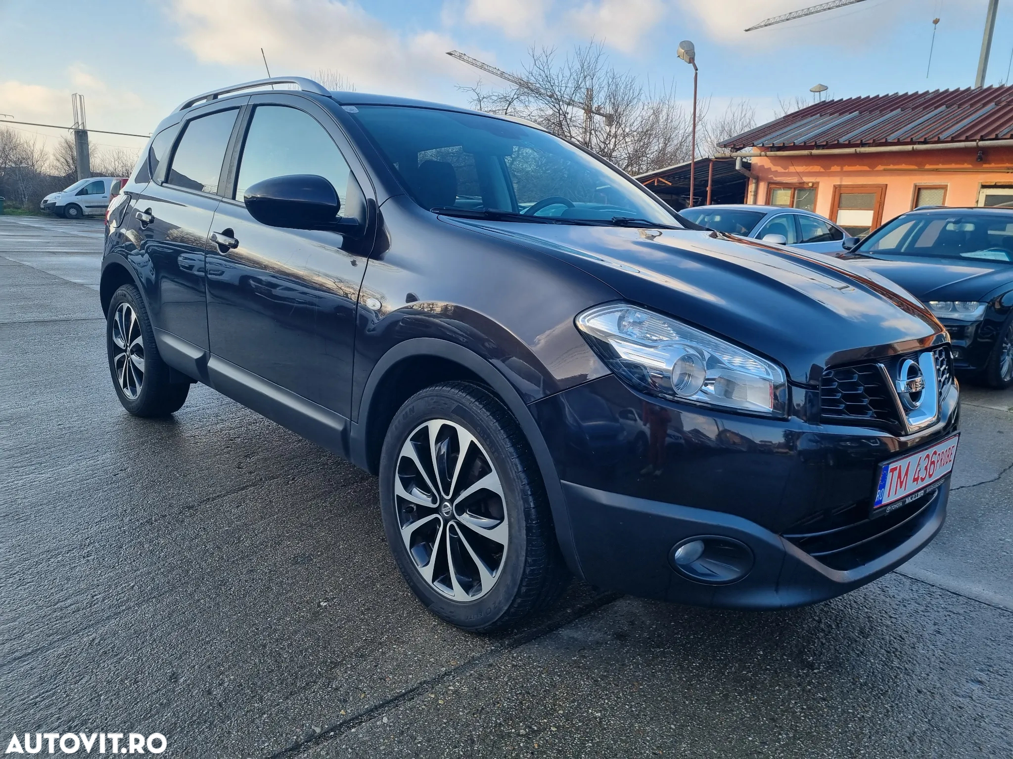Nissan Qashqai 2.0 DCI 4 x 4 DPF Aut tekna - 20