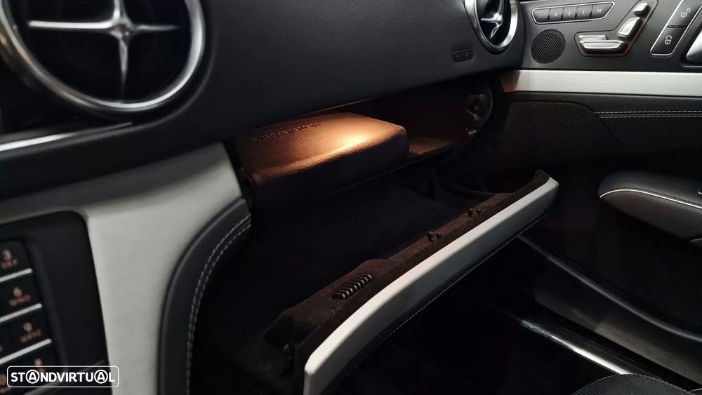 Mercedes-Benz SL 400 9G-TRONIC designo edition — fotografia 43