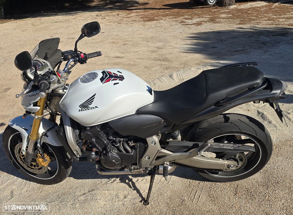 Honda Hornet - 4