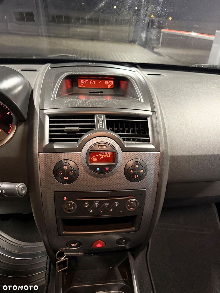 Renault Megane - 19