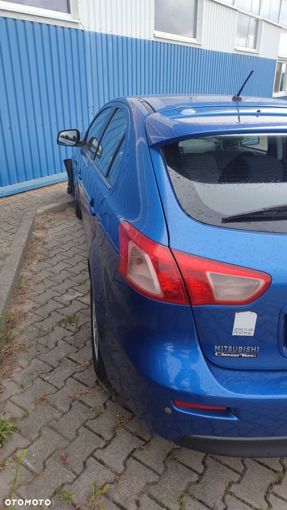 Mitsubishi Lancer - 8