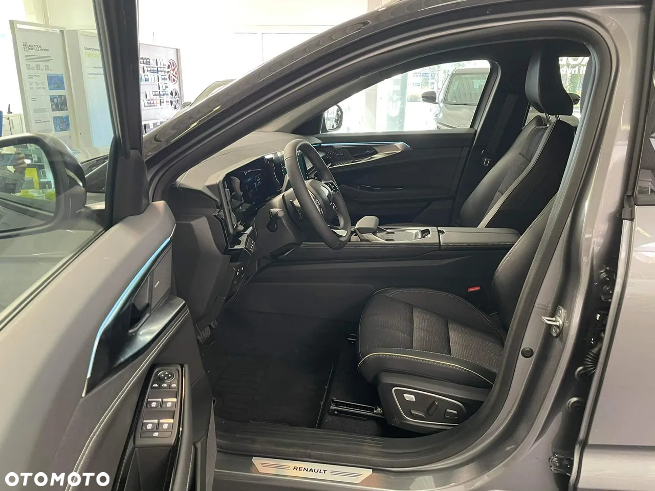 Renault Austral 1.3 TCe mHEV Iconic - 10