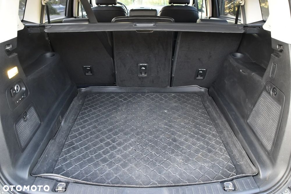 Ford S-Max 2.0 TDCi Titanium PowerShift - 16