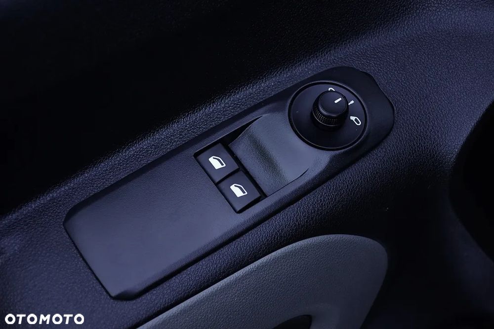 Peugeot Rifter 1.5 BlueHDI Allure S&S - 29