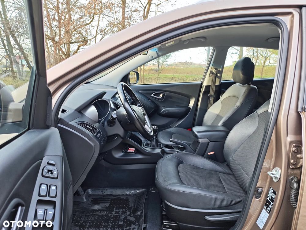 Hyundai ix35 1.7 CRDi 2WD blue Style - 28