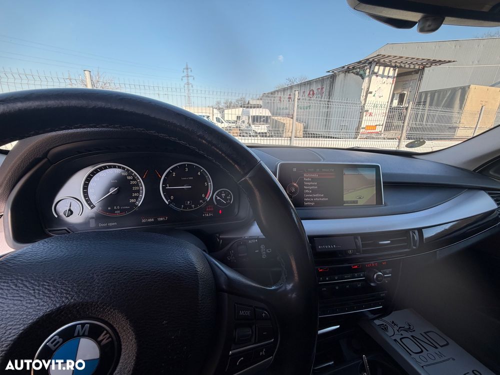 BMW X5 xDrive25d - 11