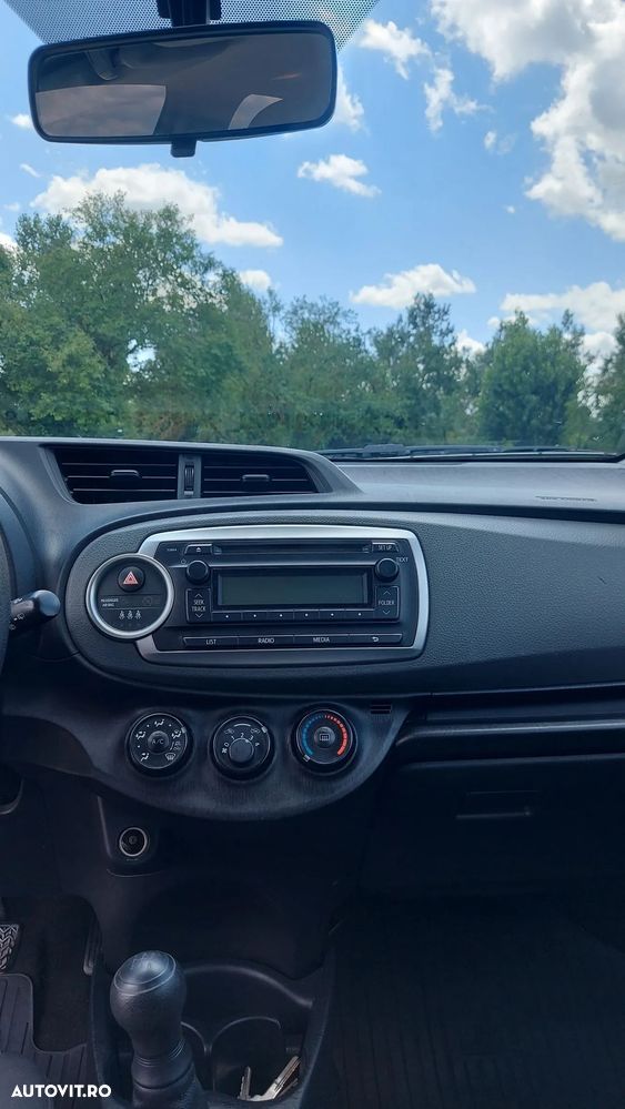 Toyota Yaris - 9