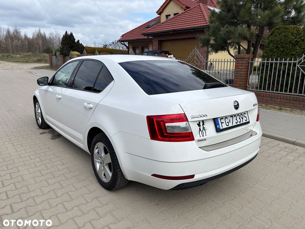 Skoda Octavia 2.0 TDI Edition - 5
