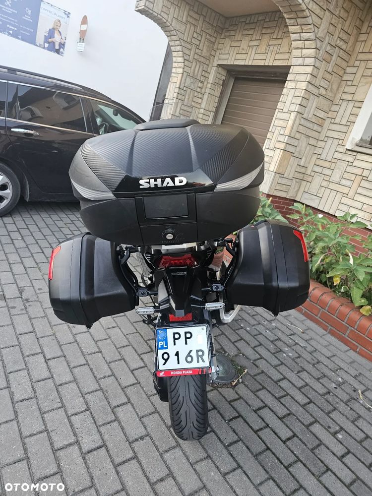 Honda NSS - 12