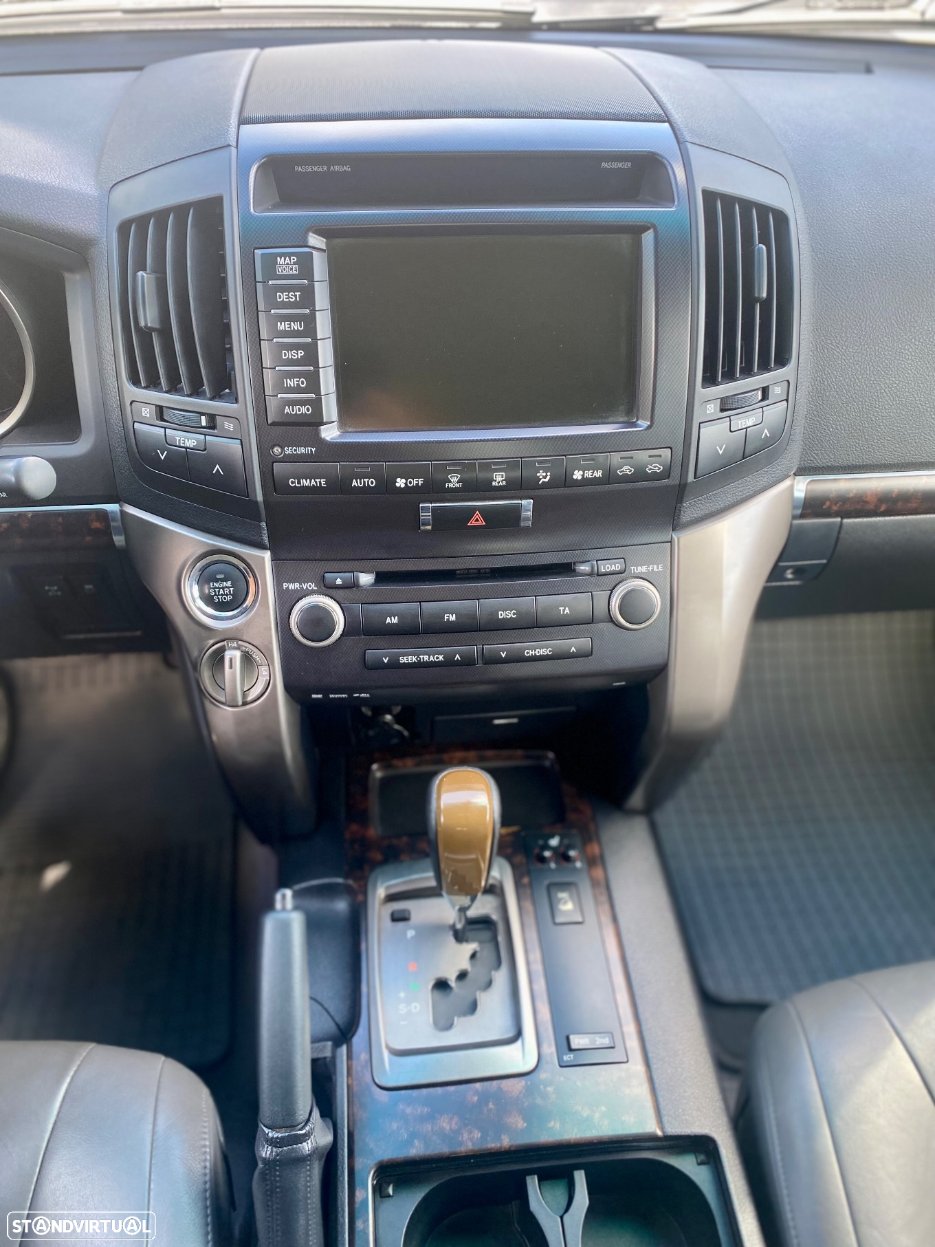 Toyota Land Cruiser 4.5 D-4D V8 - 12