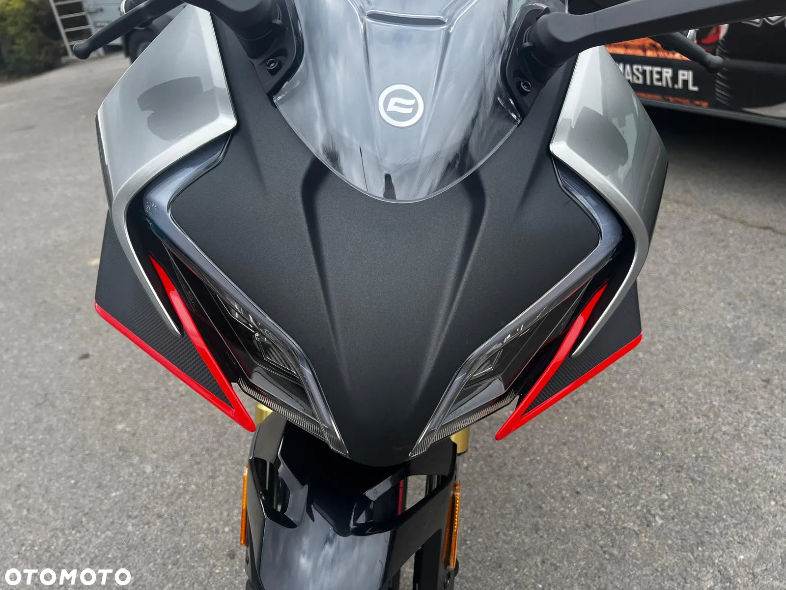 CFMoto SR - 13