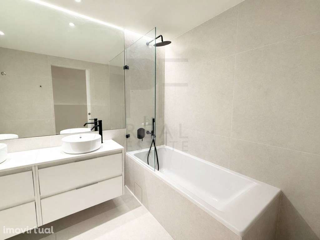 T3 exclusivo com jardim no Centro Histórico de Cascais - Grande imagem: 3/34