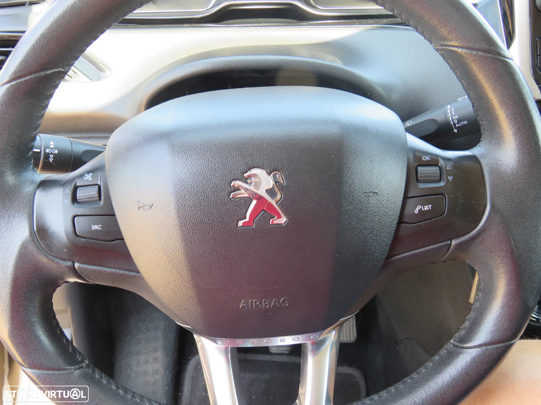 Peugeot 208 1.4 HDi - 17