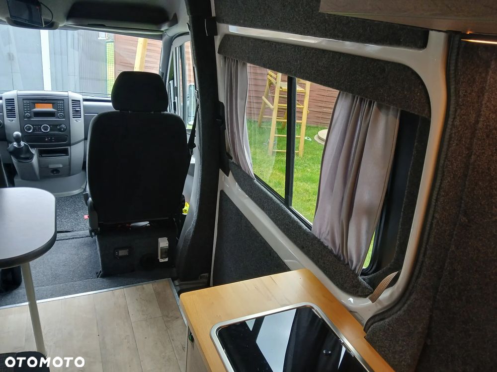 Mercedes-Benz Sprinter - 39