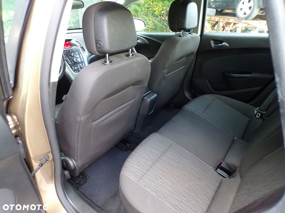 Opel Astra - 29