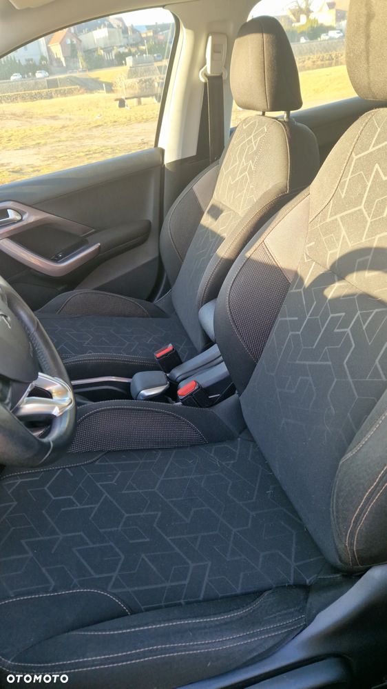 Peugeot 2008 e-HDi FAP 92 STOP & START Active - 7