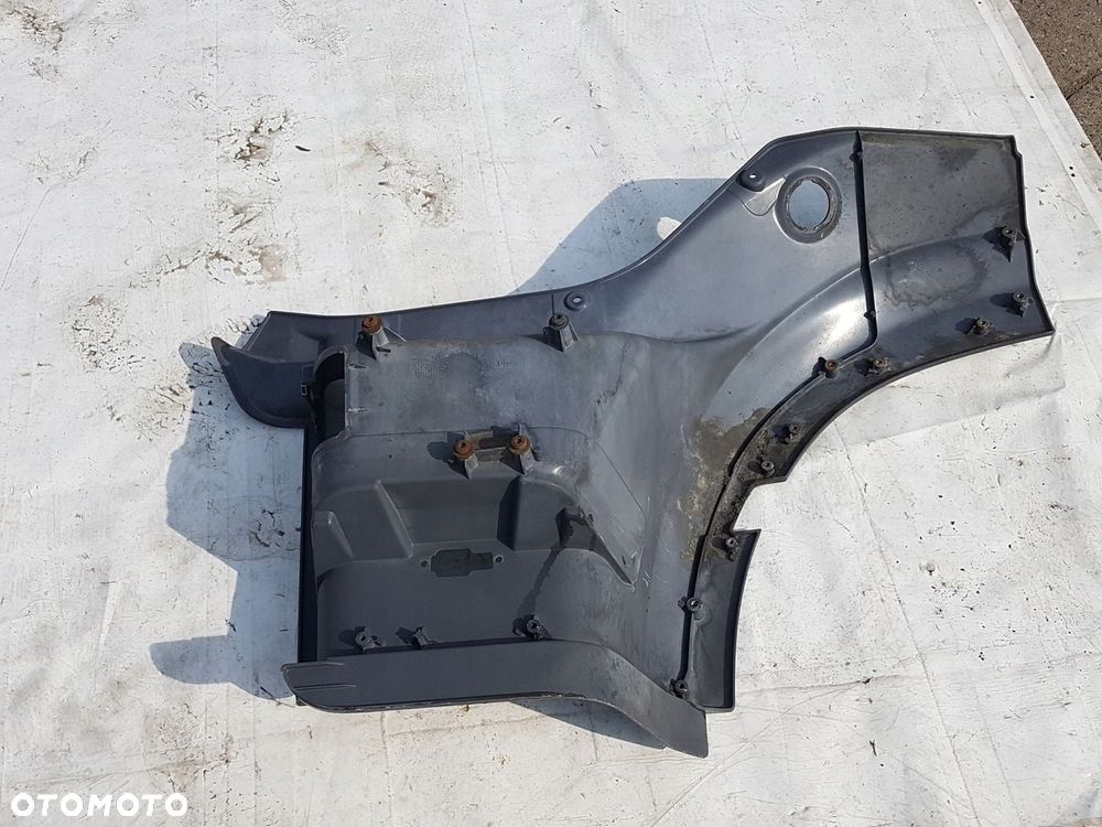 STOPIEŃ STOPNICA SCHODKI WNĘKA NADKOLE KABINY PRAWA DAF CF EURO 6 1835111 - 2