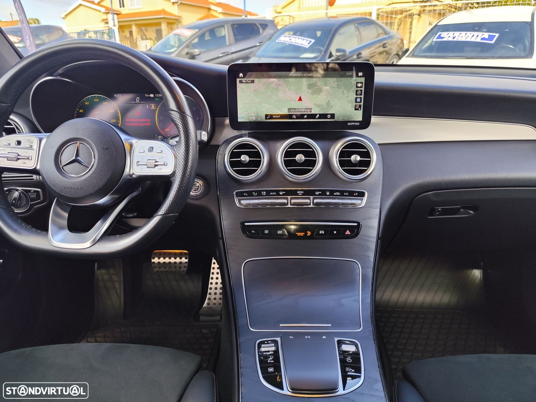 Mercedes-Benz GLC 300 de 4Matic 9G-TRONIC AMG Line - 32