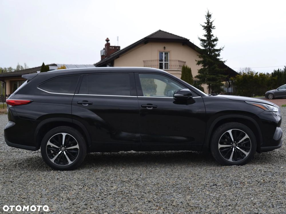 Toyota Highlander 2.5 Hybrid Executive - 7