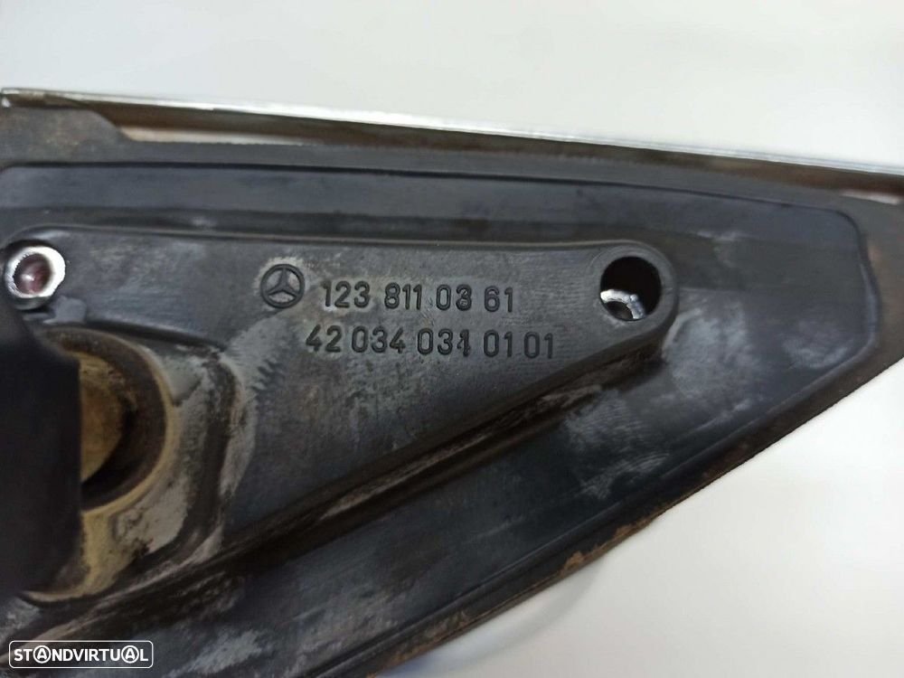 RETROVISOR ESQUERDO MERCEDES CLASE E (W123) BERLINA+COUPE D 300 - 4