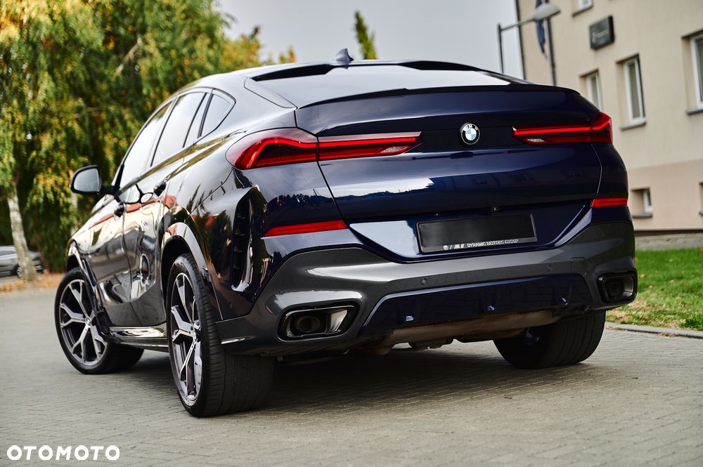 BMW X6 xDrive40d mHEV - 10