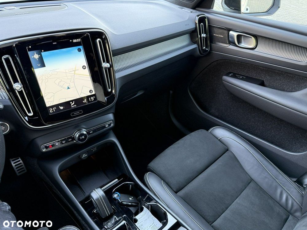 Volvo XC 40 B4 B Geartronic RDesign - 19