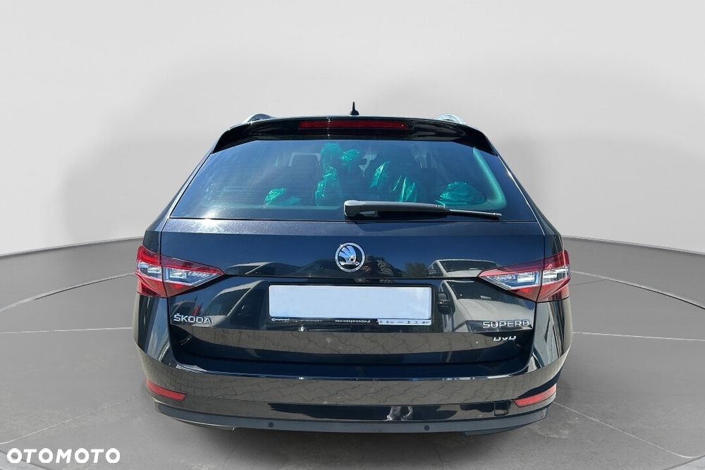 Skoda Superb 2.0 TDI 4x4 Style DSG - 13