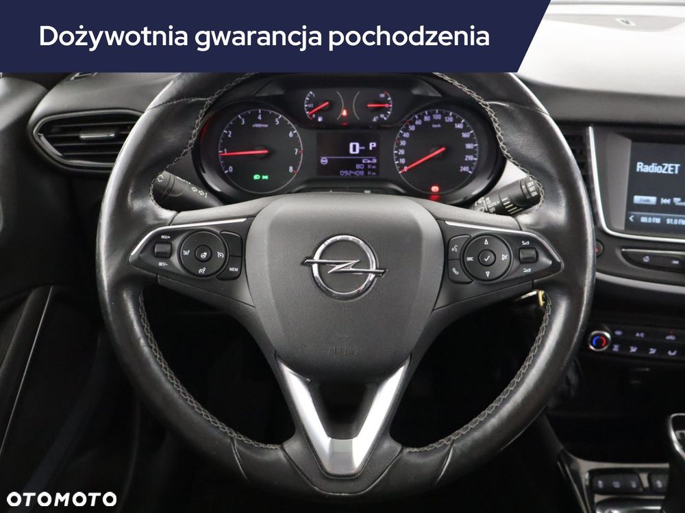 Opel Crossland X - 17
